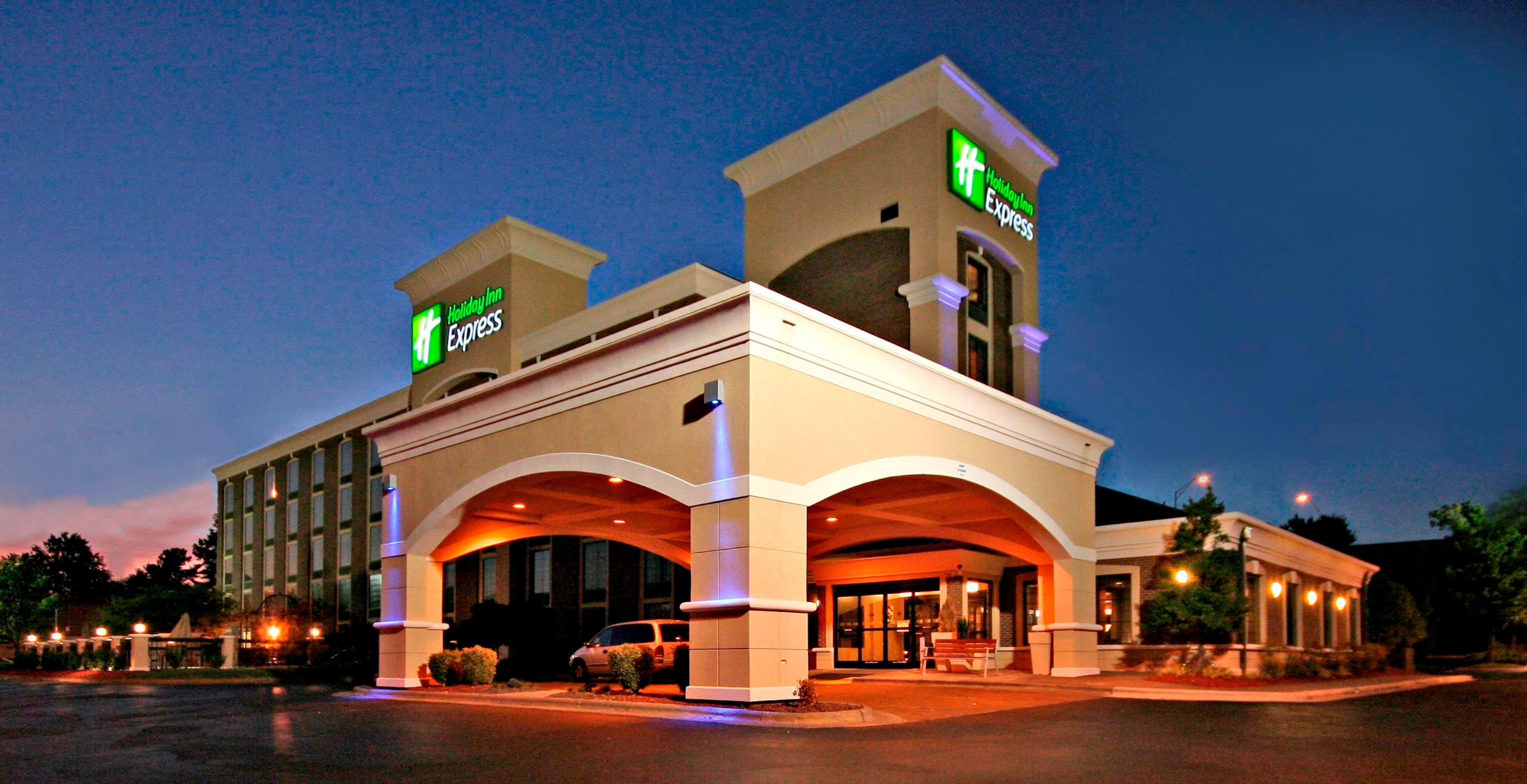 Holiday Inn Express Winston-Salem Medical Ctr Area Exterior photo