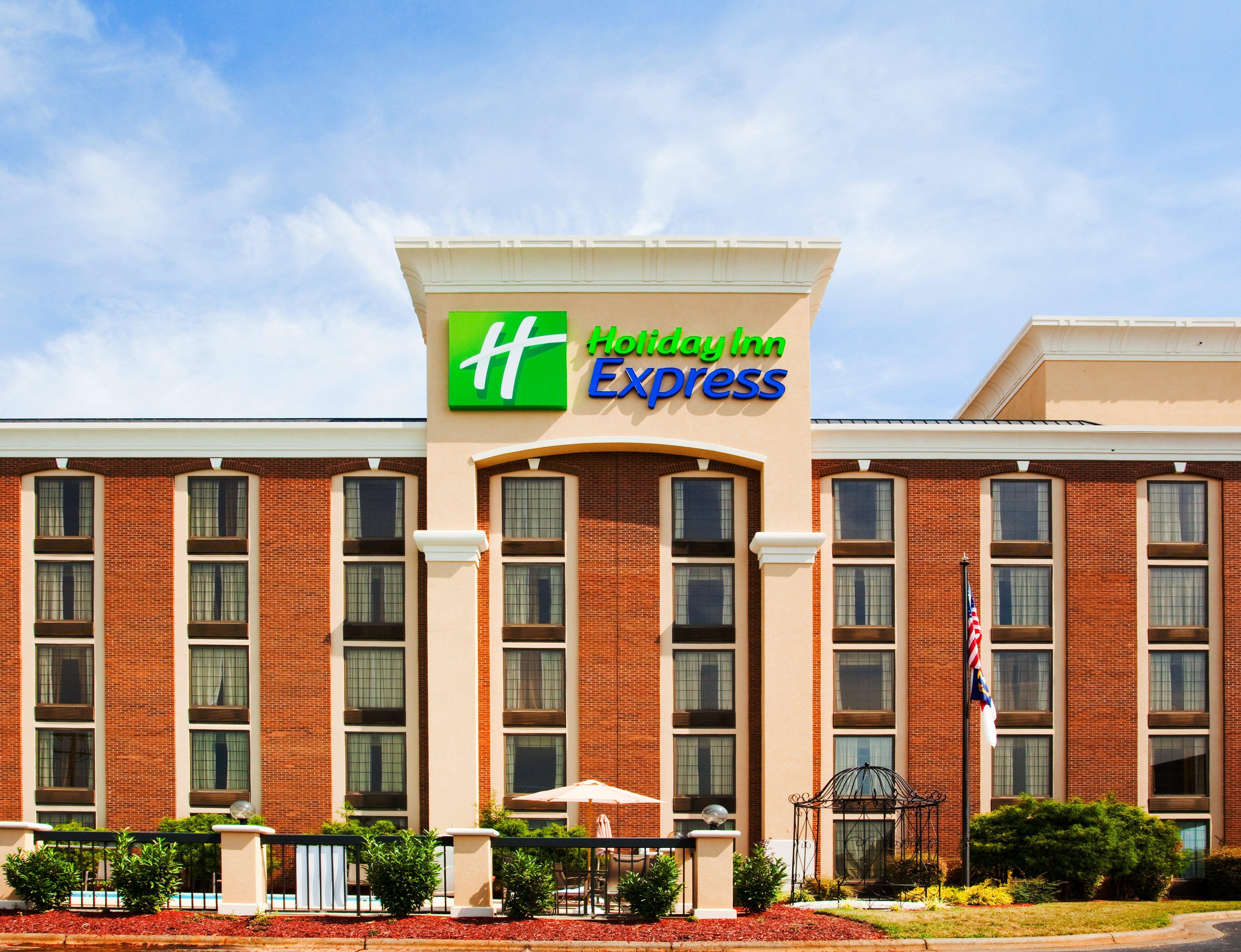 Holiday Inn Express Winston-Salem Medical Ctr Area Exterior photo